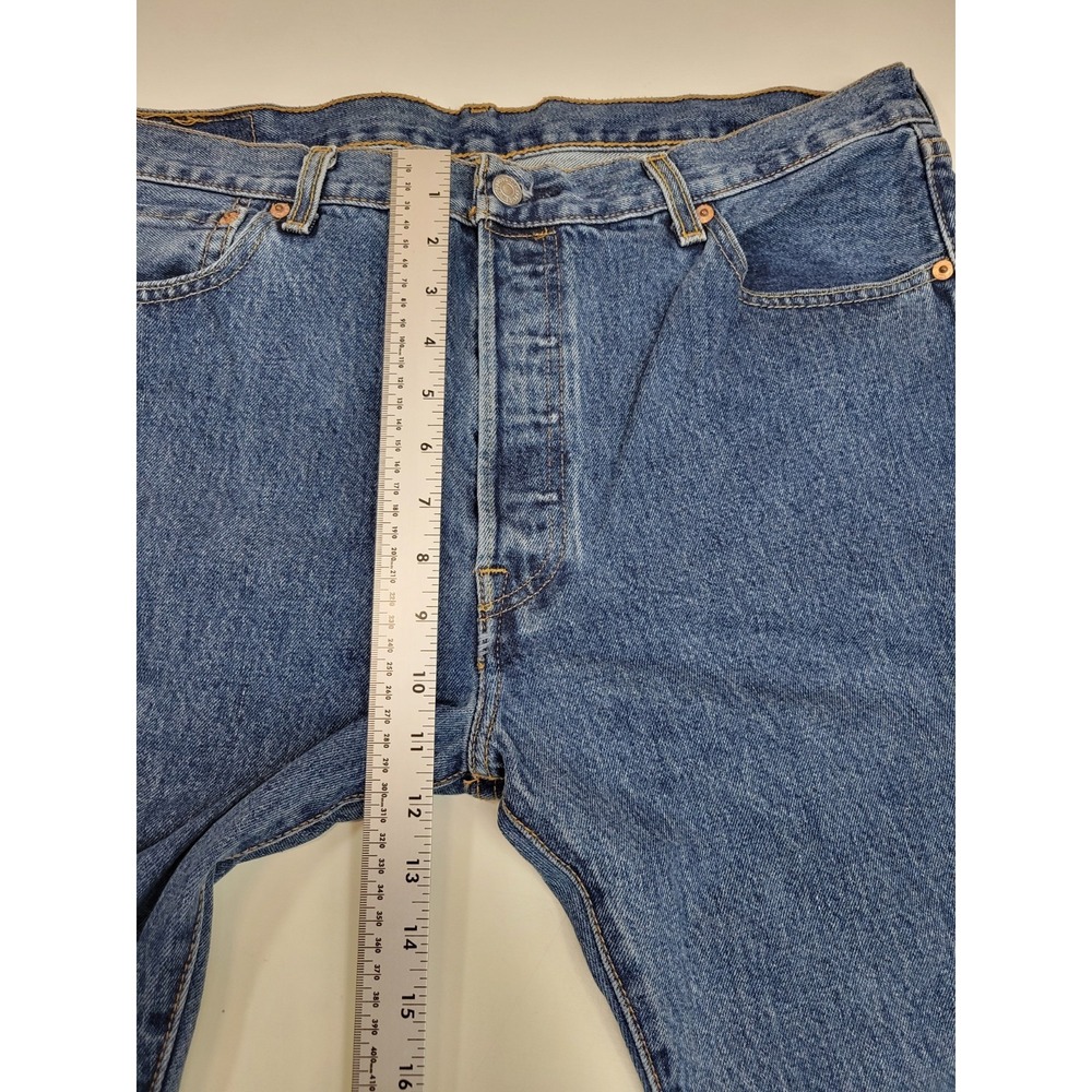 Levis 501 Mens Jeans 36x34 Blue Medium Wash Straight Leg Button Fly Denim - Picture 6 of 7